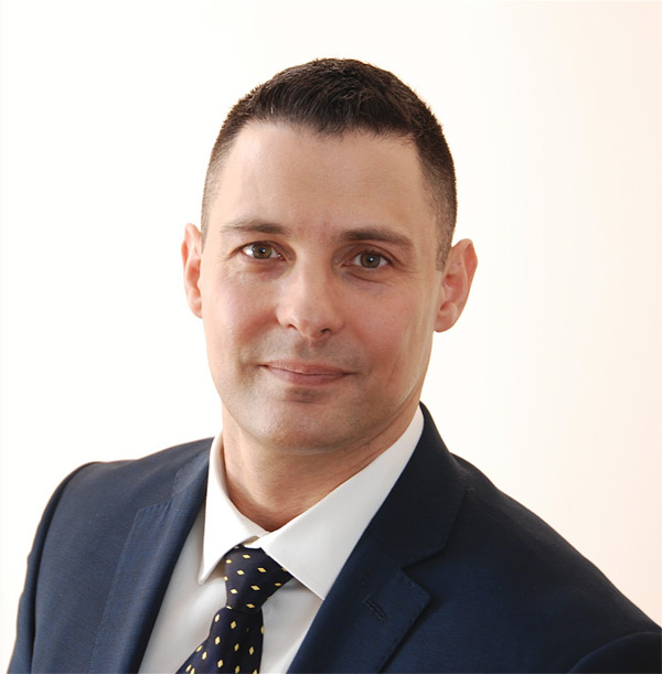 Evgeny Zilberov Evgeny Zilberov, a Commissioner for Oaths in Calgary